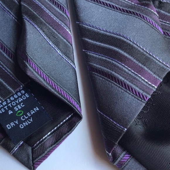 Calvin Klein skinny grey with purple stripes all silk Tie made in USA 🇺🇸 - Picture 2 of 6